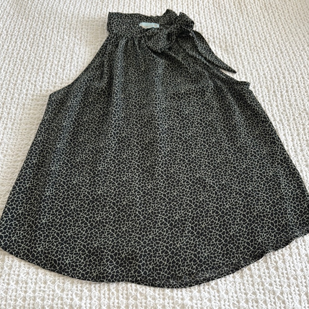 Veronica M Black and White Patterned Blouse